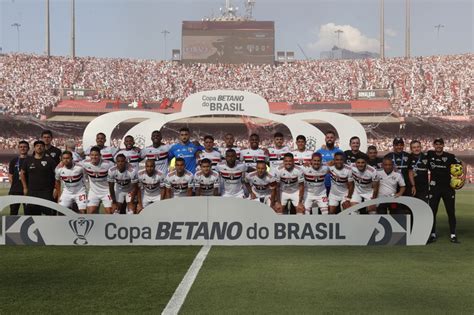 Calcio 1 1 Con Flamengo San Paolo Vince Coppa Del Brasile Sport