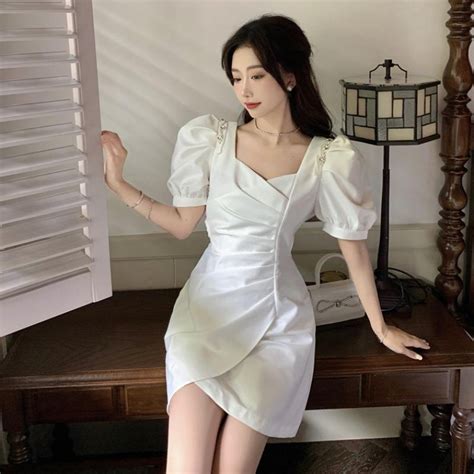 Hepburn Style Puff Sleeve Dress Female Royal Sister Sweet Spicy Summer