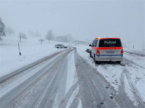 Wintereinbruch sorgt in Zug für 15 Verkehrsunfälle zentralplus