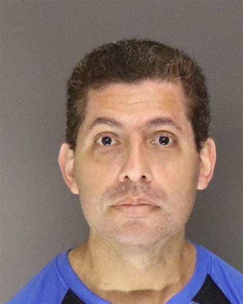 Pablo Hernandez Sex Offender In Unknown NY 10301 NY41874