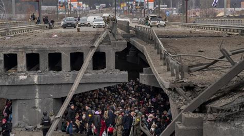 Trümmer und Tränen Der Ukraine Krieg in Bildern