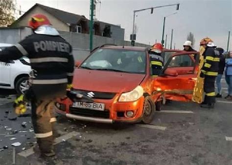 Accident Cu Trei Masini Implicate Pe O Strada Din Timisoara A Fost