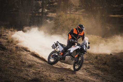 2023 KTM 790 Adventure Opis zdjęcia dane techniczne