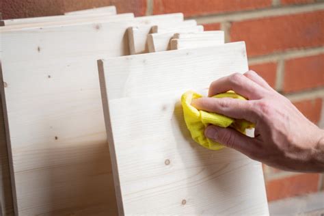 Como Quitar Adhesivo De Una Puerta De Madera Listapara