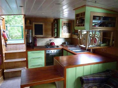 17 Best images about Narrowboat interiors on Pinterest | Storage ideas ...