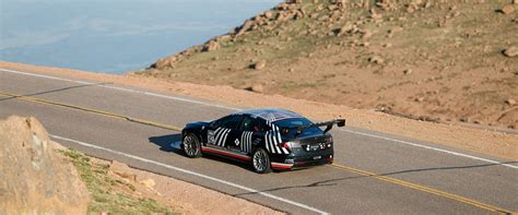 2021 Pikes Peak Hill Climb Unplugged Performance