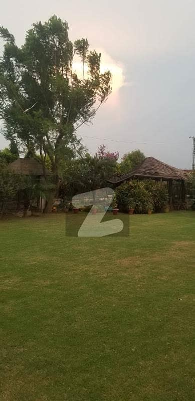 4 Kanal Land For Farmhouse In Gated Community At Main Barki Road Cantt