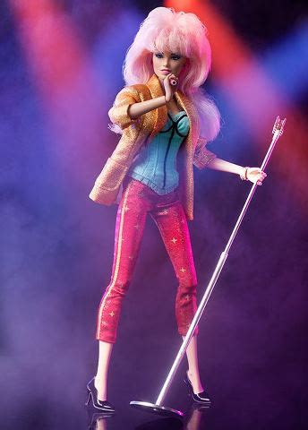 Integrity And Hasbro Partner To Release Revived Jem DOLLS Magazine