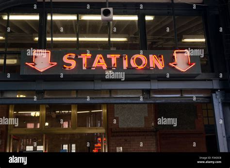 Entrance To Union Train Station Portland Oregon Stock Photo Alamy