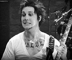 Imagens Sobre Synyster Gates No We Heart It Veja Mais Sobre