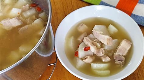 Korean White Radish Soup Recipe From Chopsticks Id Sup Lobak Putih