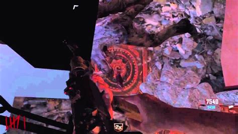 2 New Bo2 Zombies Die Rise Glitches Inside Big Pillar New Sky