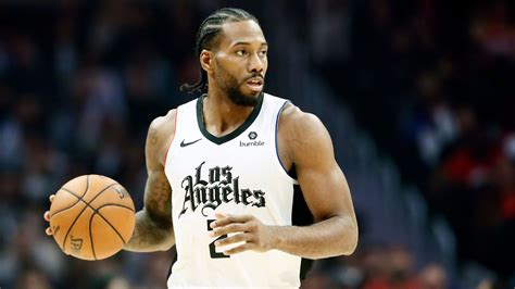 Clippers Kawhi Leonard Honored As Ap Male Athlete Of The Year For 2019 Abc7 Los Angeles