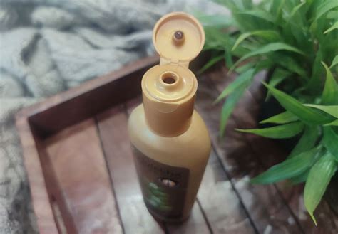 My Experience with Indulekha Bringha Shampoo: Good or Bad?