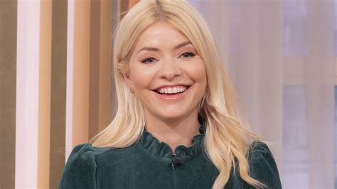 Holly Willoughbys Daughters Christmas T Revealed Live On Air Hello