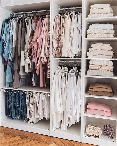 10+ Small Closet Design Ideas - DECOOMO