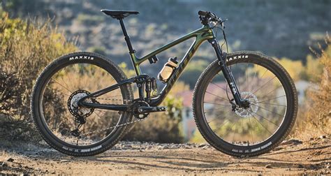 Giant Anthem Advanced Pro 2022 Leichtes XC Fully für Rennstrecke