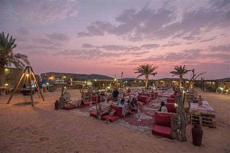 Deluxe Wüstensafari in Dubai mit BBQ Abendessen zur Verfügung gestellt