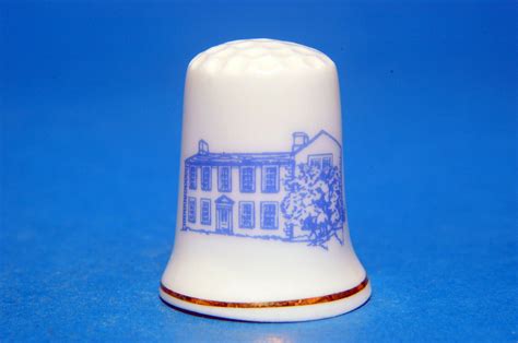 Bronte Parsonage Museum Haworth Yorkshire China Thimble B133 Miss