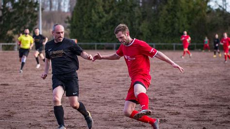 Gruppenliga Mark Bel Gewinnt Typisches Hartplatzspiel