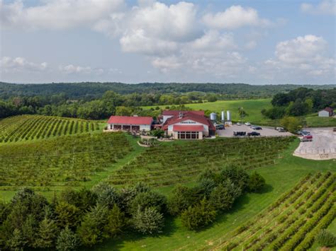 Cedar Ridge Winery And Distillery Swisher Iowa Travel Iowa