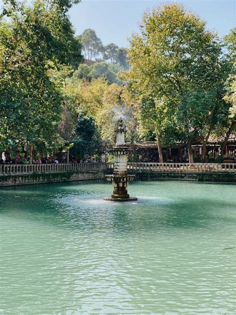 A Fountain in a Park · Free Stock Photo