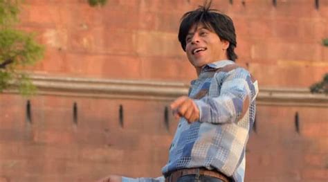 Shah Rukh Khan Is An Energetic Jabra Fan In Fan Anthem Watch Song