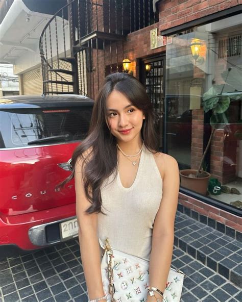 Pin Di Angie Marcheria Di Orang Cantik Wanita Gadis Lucu