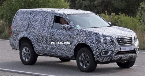 Spyshot Nissan Np Navara Versi Suv Diuji Nissan Navara Suv Spyshots