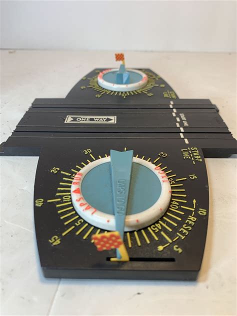 Vintage Tyco Speedways Slot Car Lap Counter Pop Up Flags Track Piece