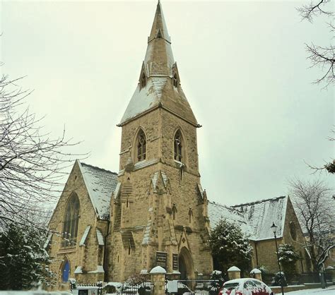 St Andrews Thornhill Square