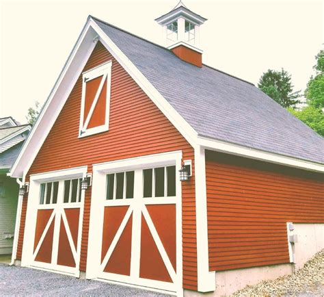 Modern Farmhouse Landhausstil Häuser Burlington von Salamander