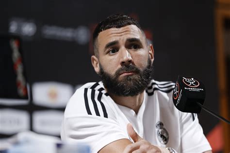 Football En Conflit Avec Son Club En Arabie Saoudite Karim Benzema