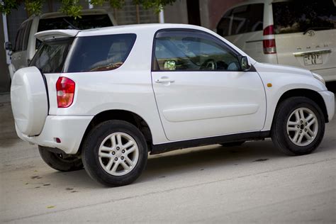 Toyota RAV4 3 SPECIAL Kibabu Cars Zanzibar