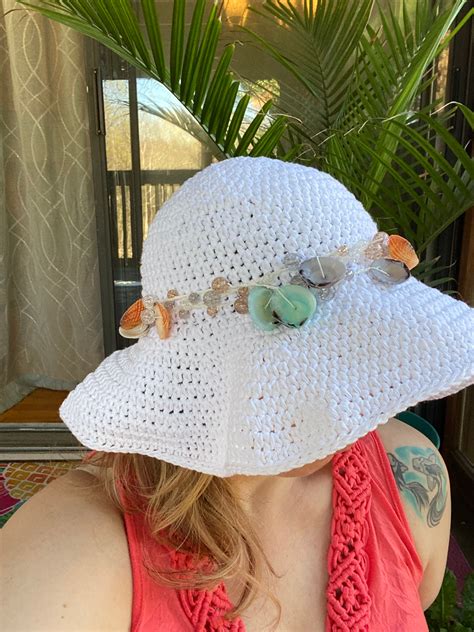 Floppy White Cotton Crochet Beach Hat with Detachable Shell | Etsy