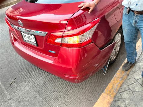 El Orbe Al Momento Taxista No Respeta El Semáforo Y Causa Fuerte