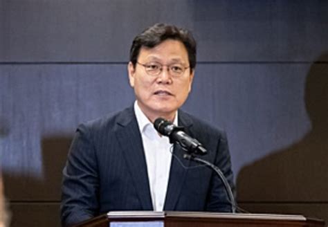 최종구 “일본 수출규제 피해 기업에 대해 금융지원 보완‧확대”