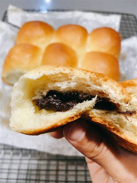 How To Make Chocolate Buns Delishably