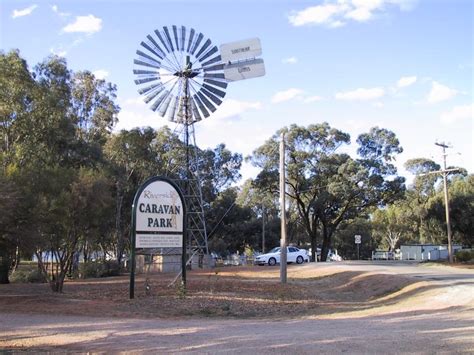 Robinvale Photos Travel Victoria Accommodation And Visitor Guide