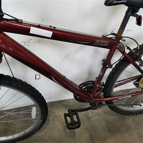 RED MONGOOSE BIKE - Big Valley Auction