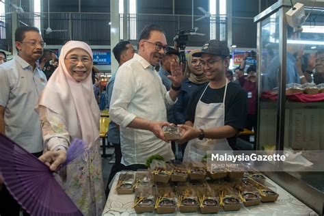 Malaysia Gazette On Twitter Anwar Rasmi Danjung Selera Madani