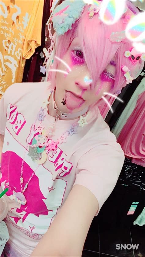 Pin By Jakethed0g On Caz Fhey Pastel Goth Makeup Kawaii Fashion