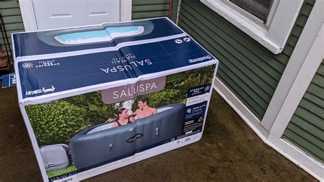 Bestway SaluSpa Hawaii hot tub review: soothe away back pain with this inflatable spa | Gardeningetc