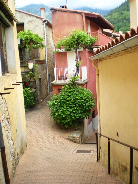 Ruelle Vieux Vernet Les Bains Thierry Llansades Flickr