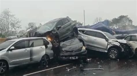 Lalai Berkendara Pengemudi Truk Barang Tersangka Kecelakaan Di Tol