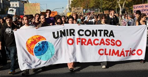 Centenas Marcharam Em Lisboa Pelo Ambiente