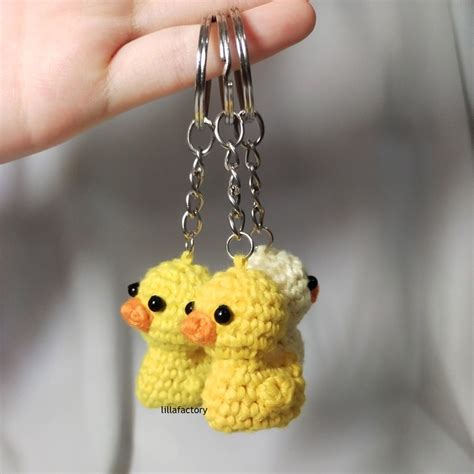 Jual Gantungan Kunci Boneka Rajut Amigurumi Bebek Kecil Keyring Keychain Crochet Doll Little