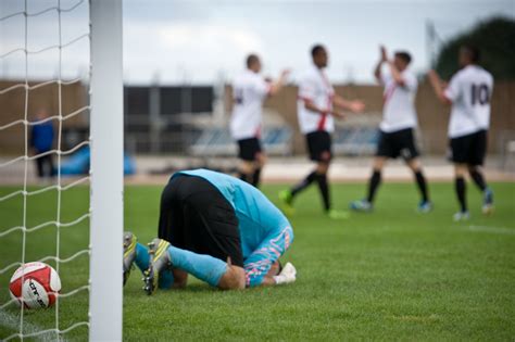 子どもが試合に負けた時、親はどう対応する？ こどもスポーツネット