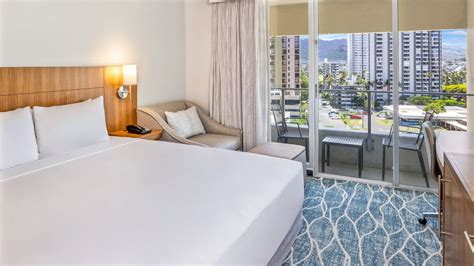 Relaxing Waikiki Beach Hotel in Honolulu | Hyatt Place Waikiki Beach