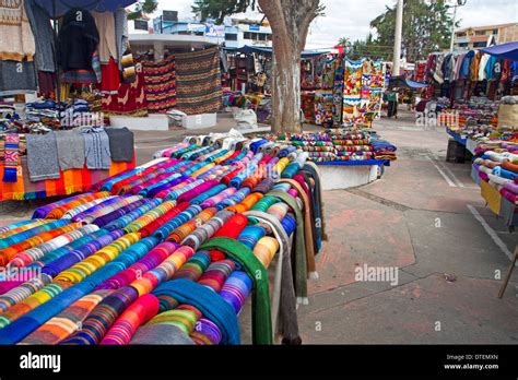 Textiles for sale at the Otavalo market Stock Photo - Alamy